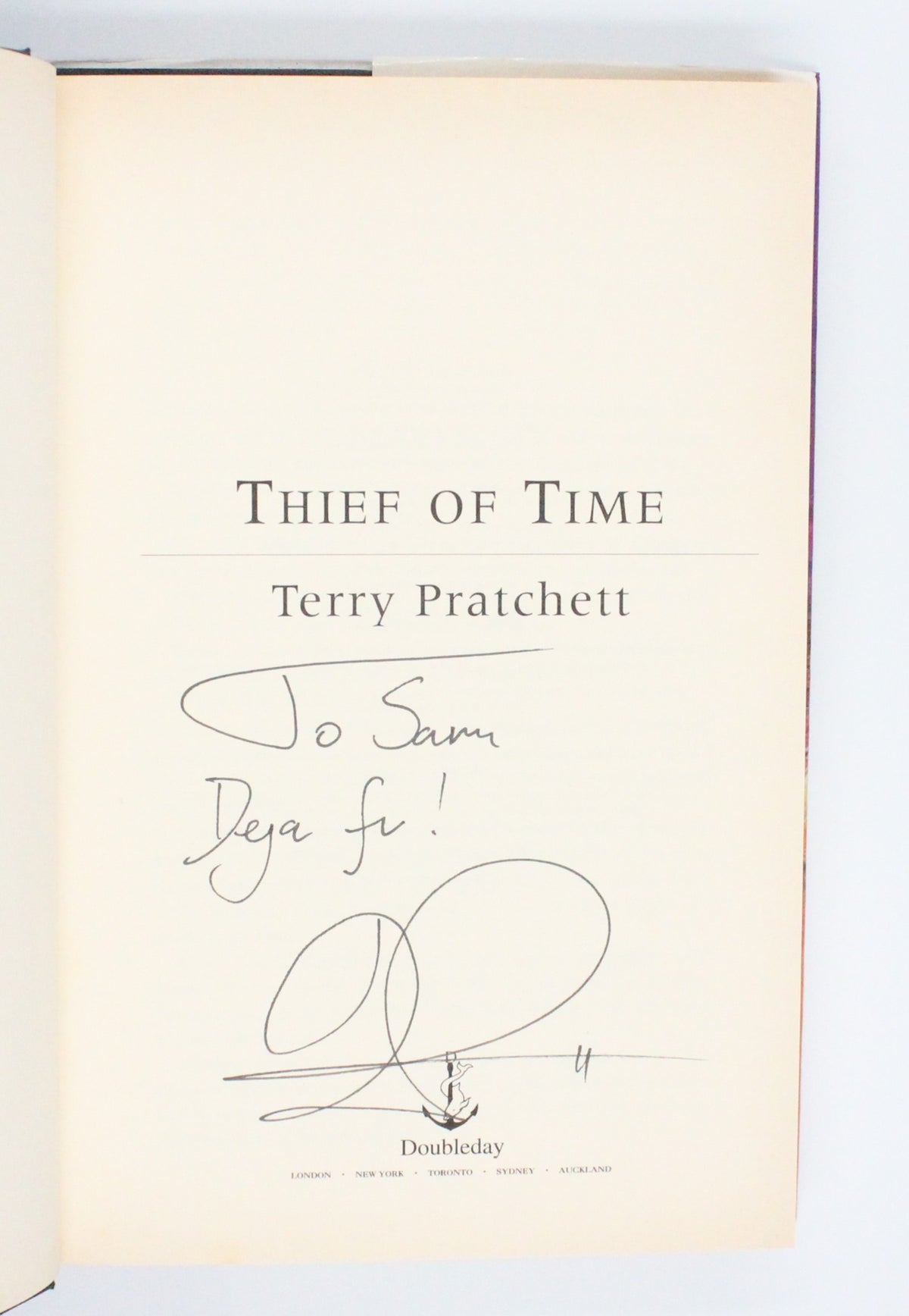 2001 Thief of Time by Terry Pratchett