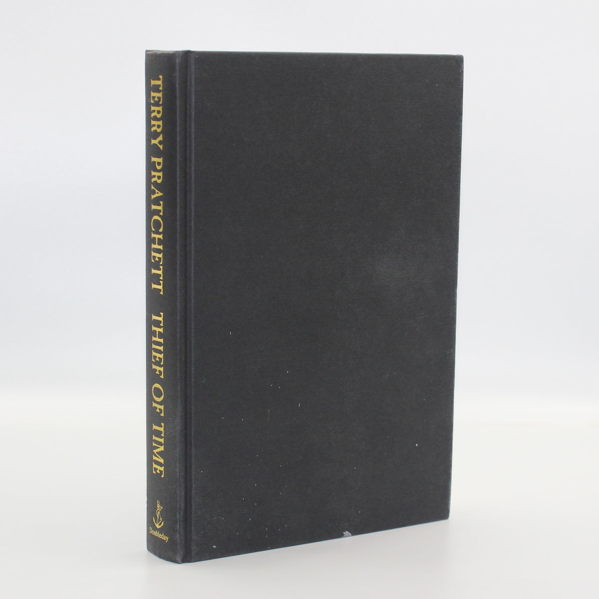 2001 Thief of Time by Terry Pratchett