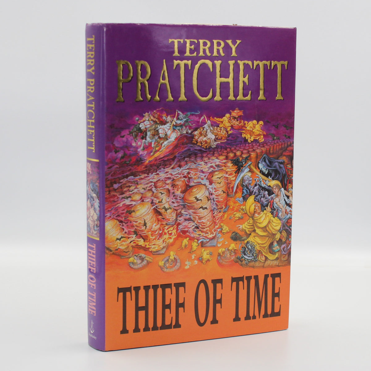2001 Thief of Time by Terry Pratchett